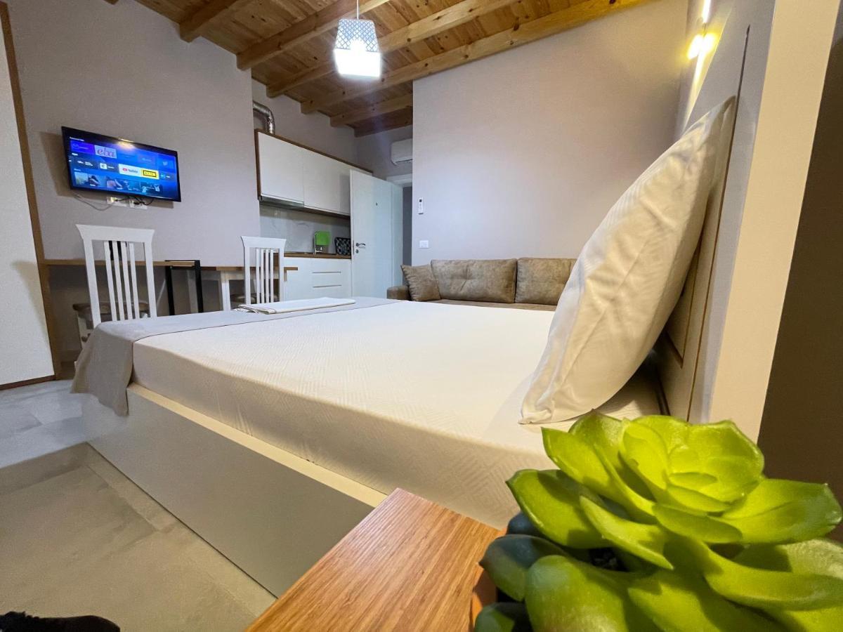 Maison Apartments Vlorë 外观 照片