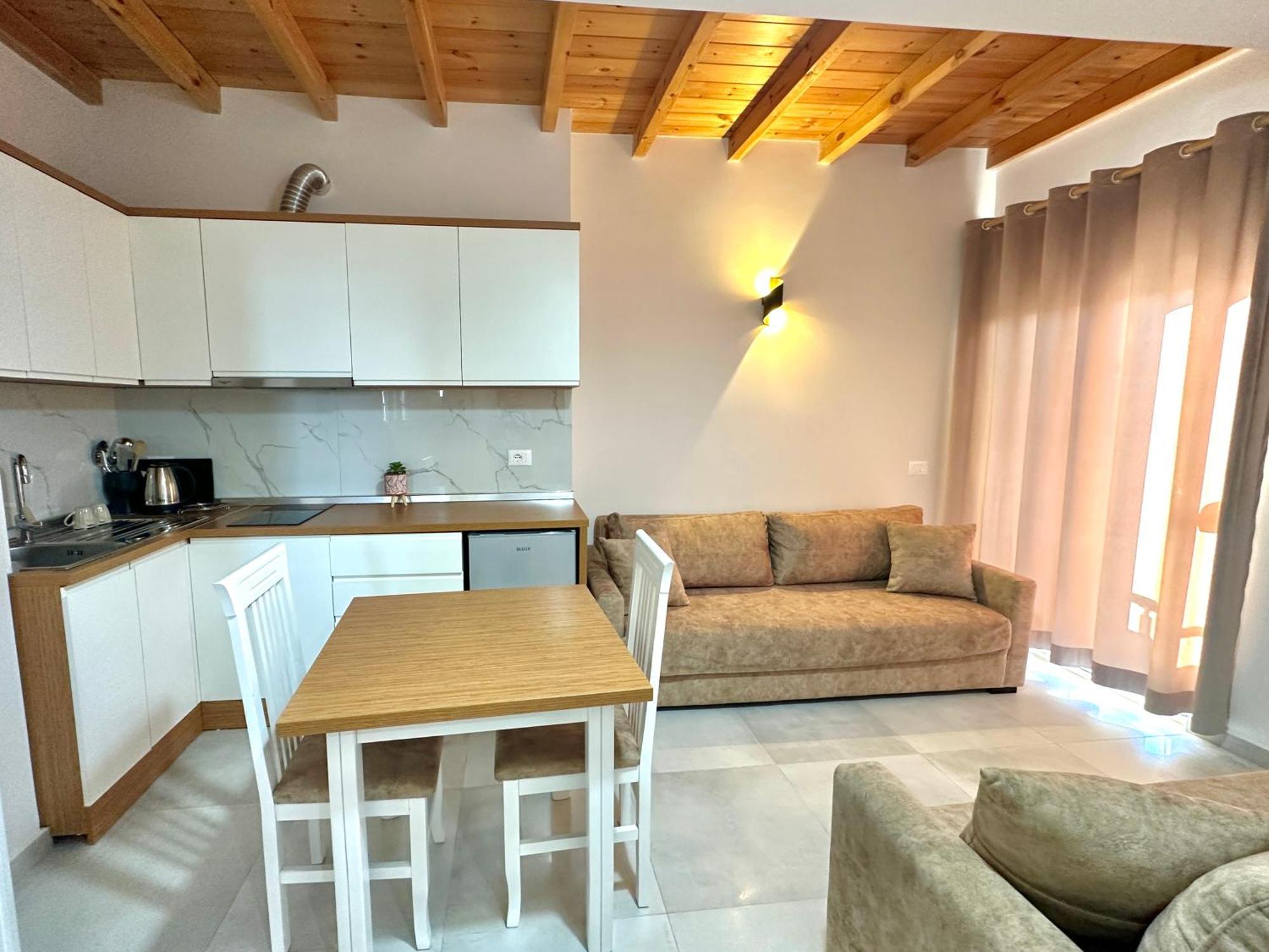 Maison Apartments Vlorë 外观 照片