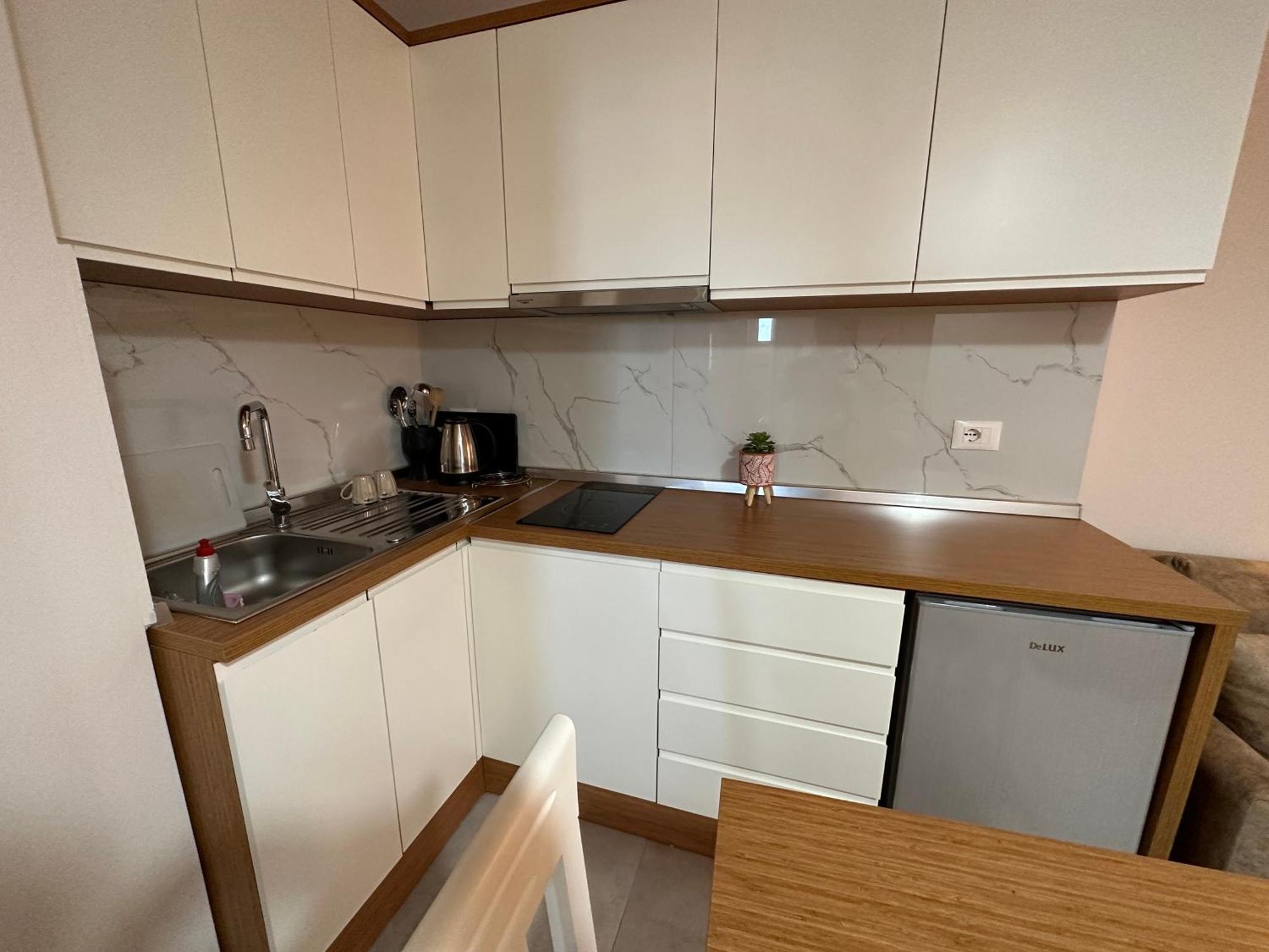 Maison Apartments Vlorë 外观 照片