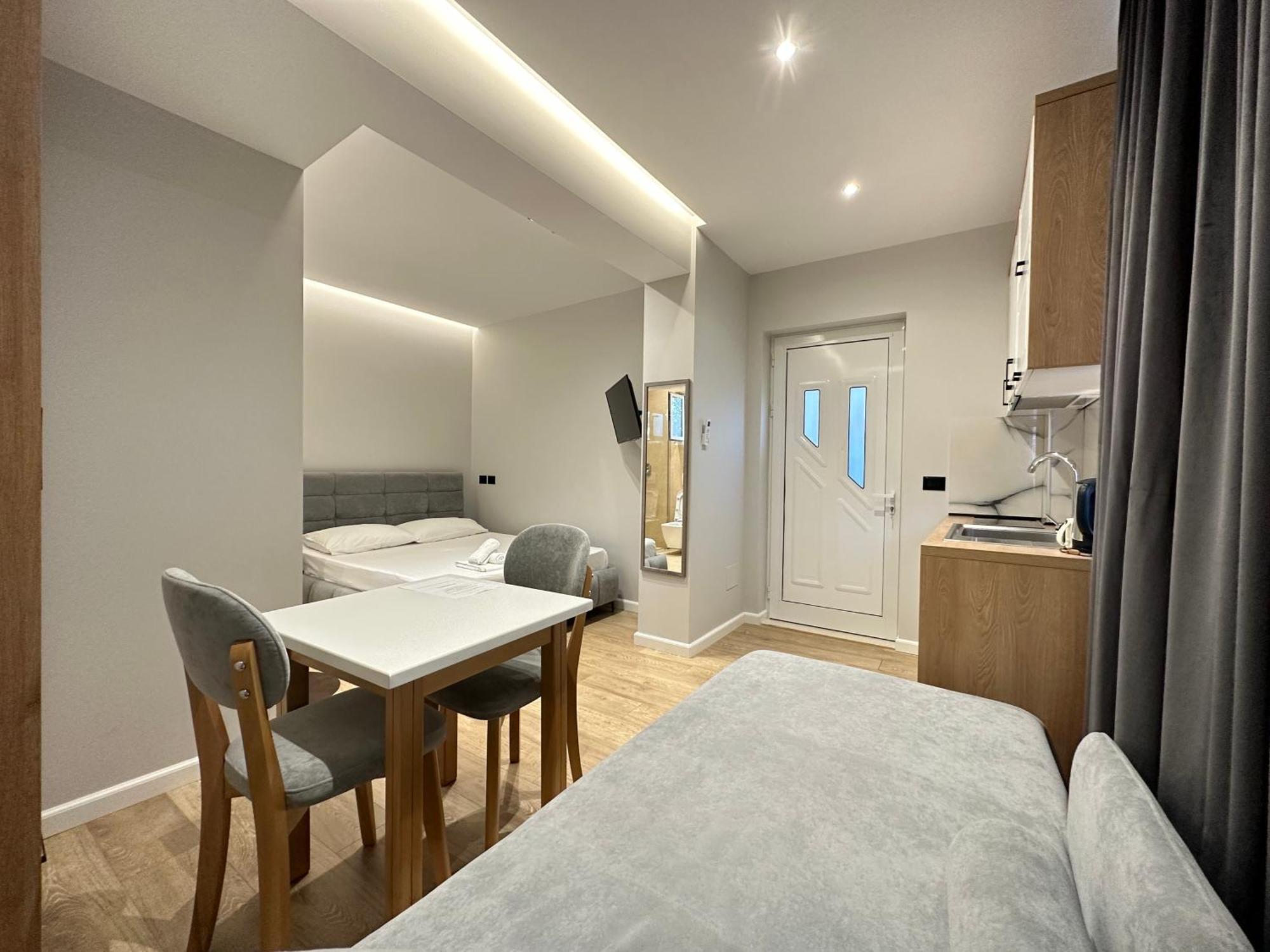 Maison Apartments Vlorë 外观 照片